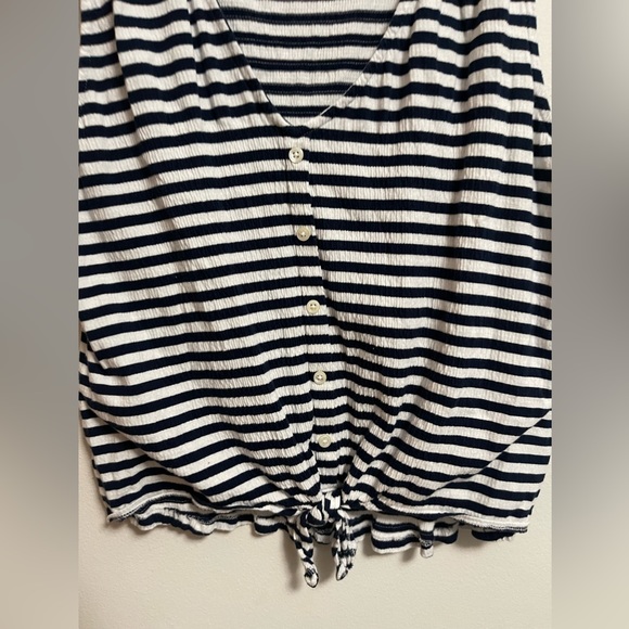 LOFT - Women’s Striped Crinkle Tie Front Tank Top - Navy/White - Size Small - Picture 3 of 5